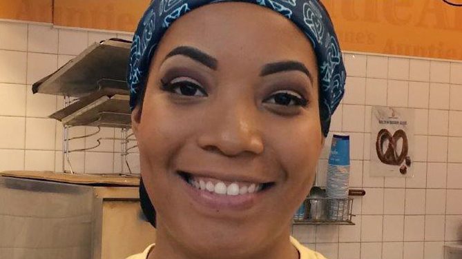 ebony williamson March’s Customer Shoutouts: These Associates Rock!