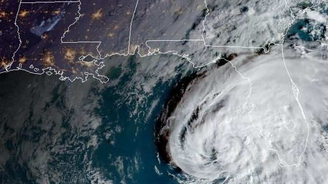 Hurricane Eta satellite image