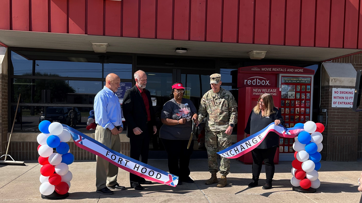 Fort Hood 1st Cav ribbon cutting