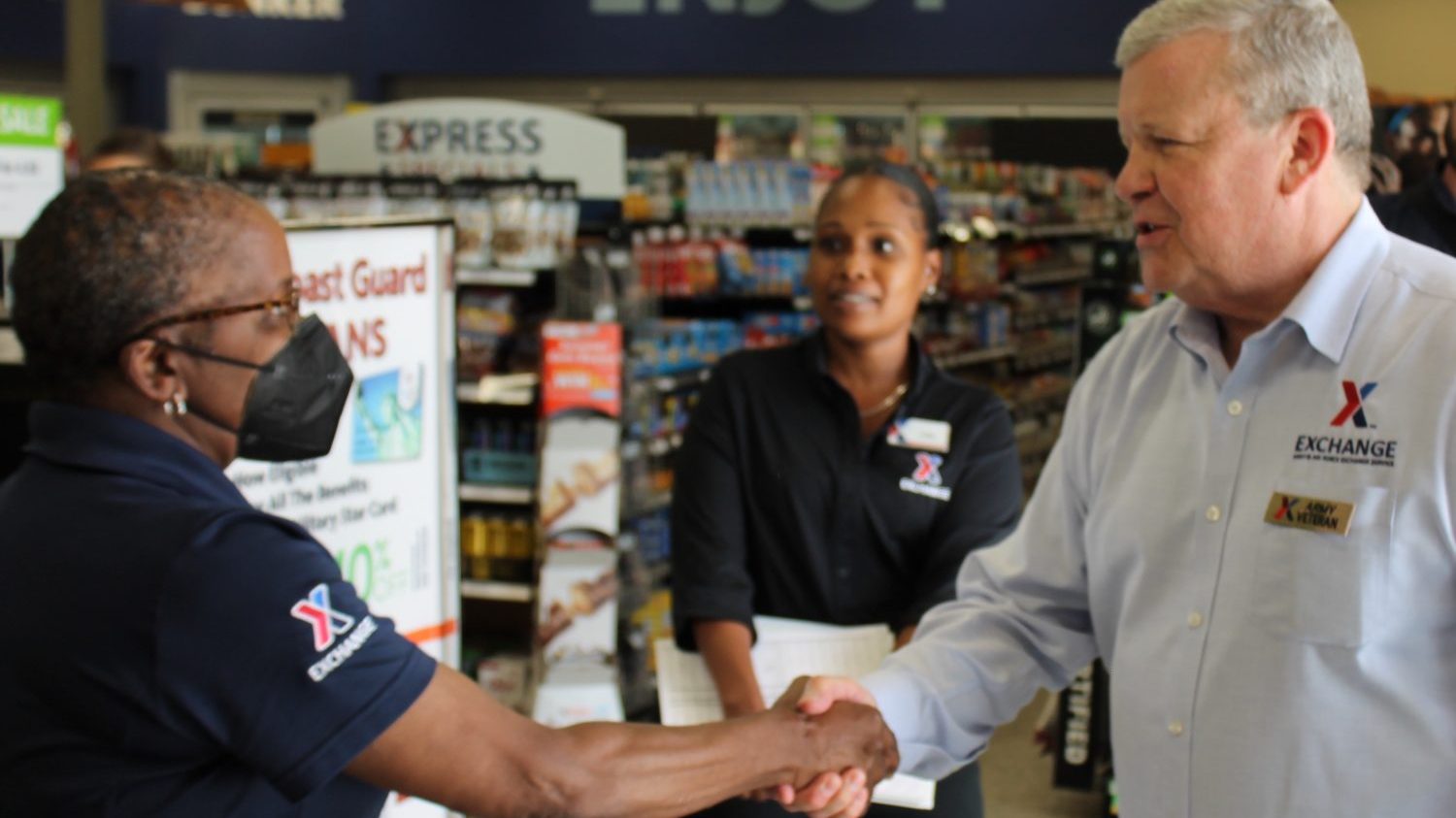<b>Fort Meade Gate 32 Express Shift Manager Marla Brewer</b>