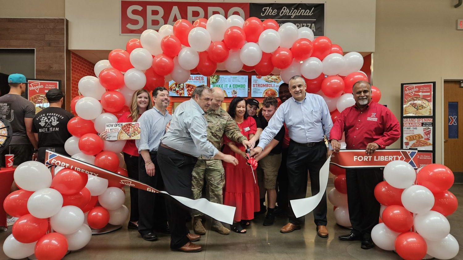 Fort Liberty_Sbarro <b>From left: Teri Weaver, senior Manager, Brand Marketing at Sbarro; , marketing
Harry Eradi, Sbarro Sr. Director of Training and New Store Operations
Roberto Orsillo-VP of Operations-ER
Garrison Commander-Col Wilcox
SBM-Cheryl Chevis
Mike Abusway, SVP North America Operations
Thomas Kuttamperoor-GM