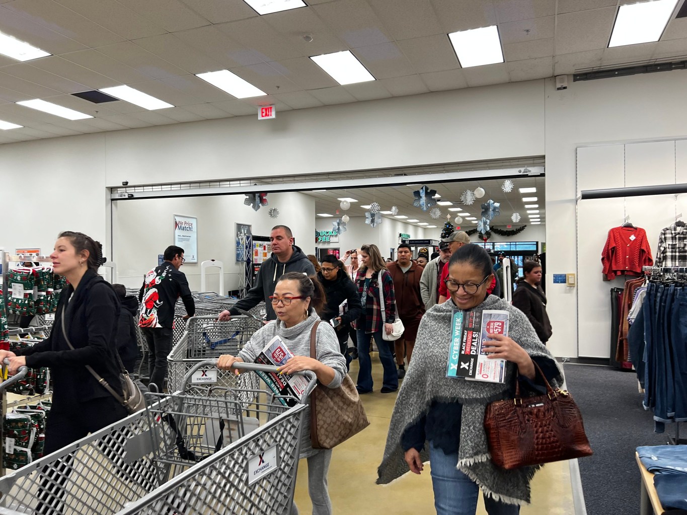 53353451335_e057171a20_k Shoppers at the Little Rock AFB Exchange on Black Friday 2023.