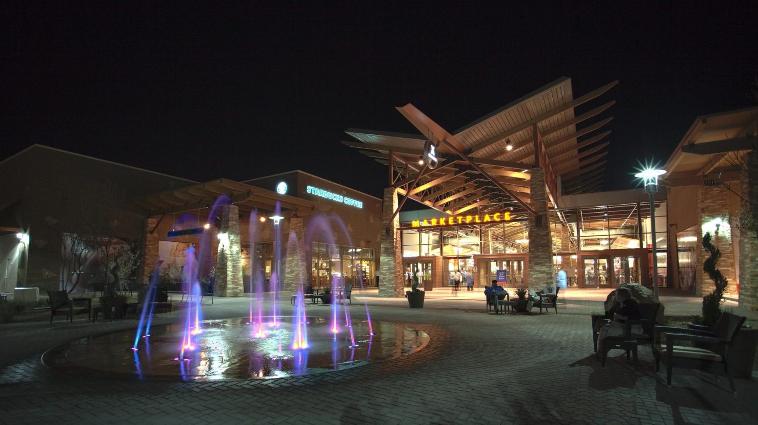 Nighttime photo of Freedom Crossing at 2010 opening.