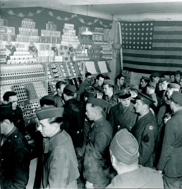 Crowd of servicemen, circa WWII.