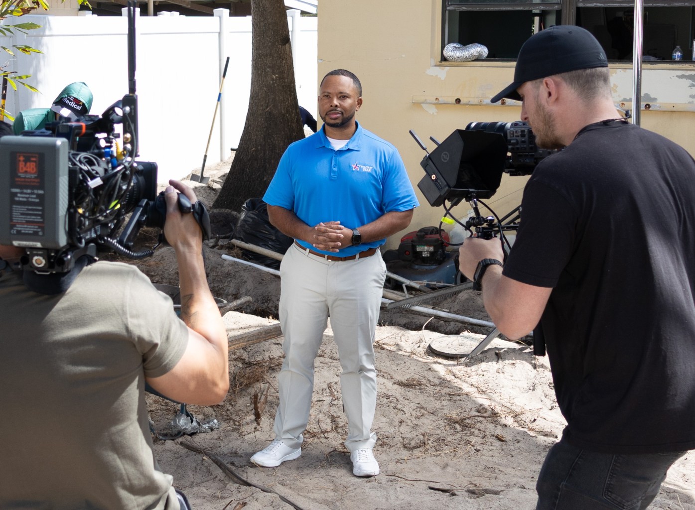 Exchange Credit Program Senior Vice President Joseph Todd on the set of "Military Makeover With Montel."